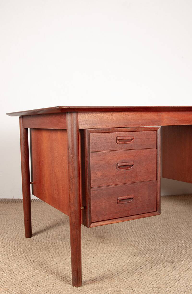 Bureau de Direction Danois en teck par Gunnar Nielsen Tibergaard 1960.