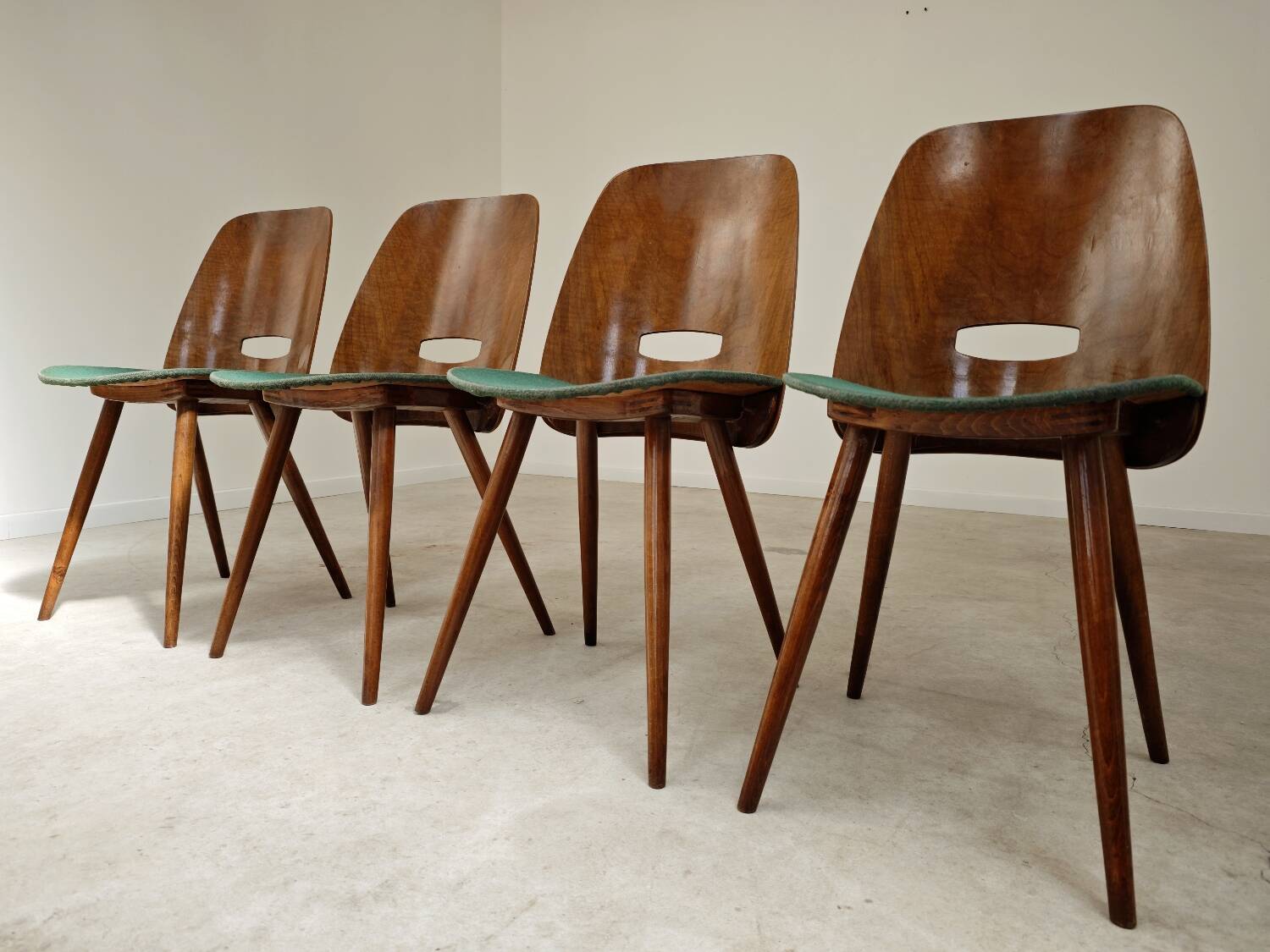 Set of 4 Lollipop chairs by Frantisek Jirak for Tatra 1960