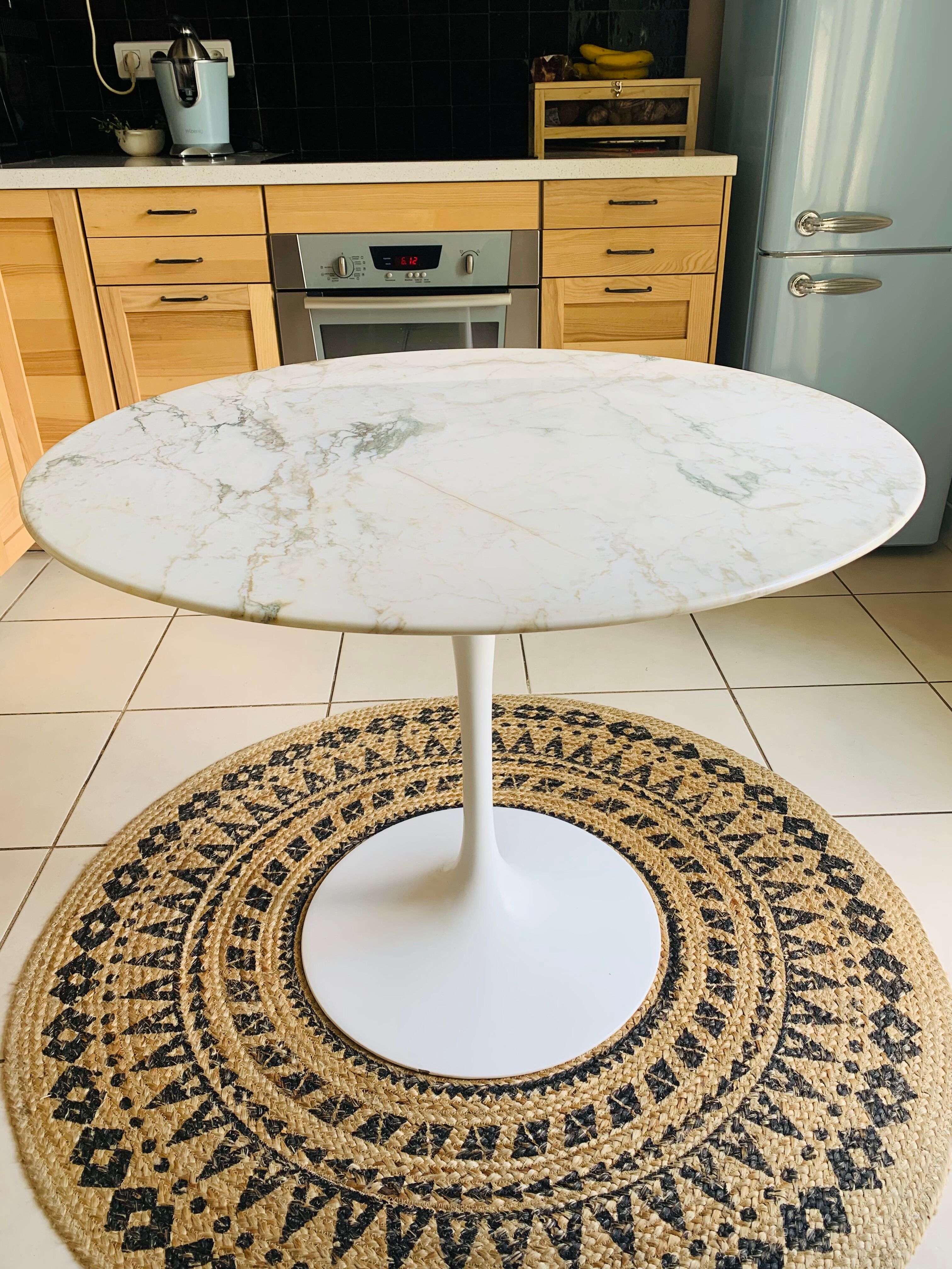 Table Tulip by Eero Saarinen for Knoll