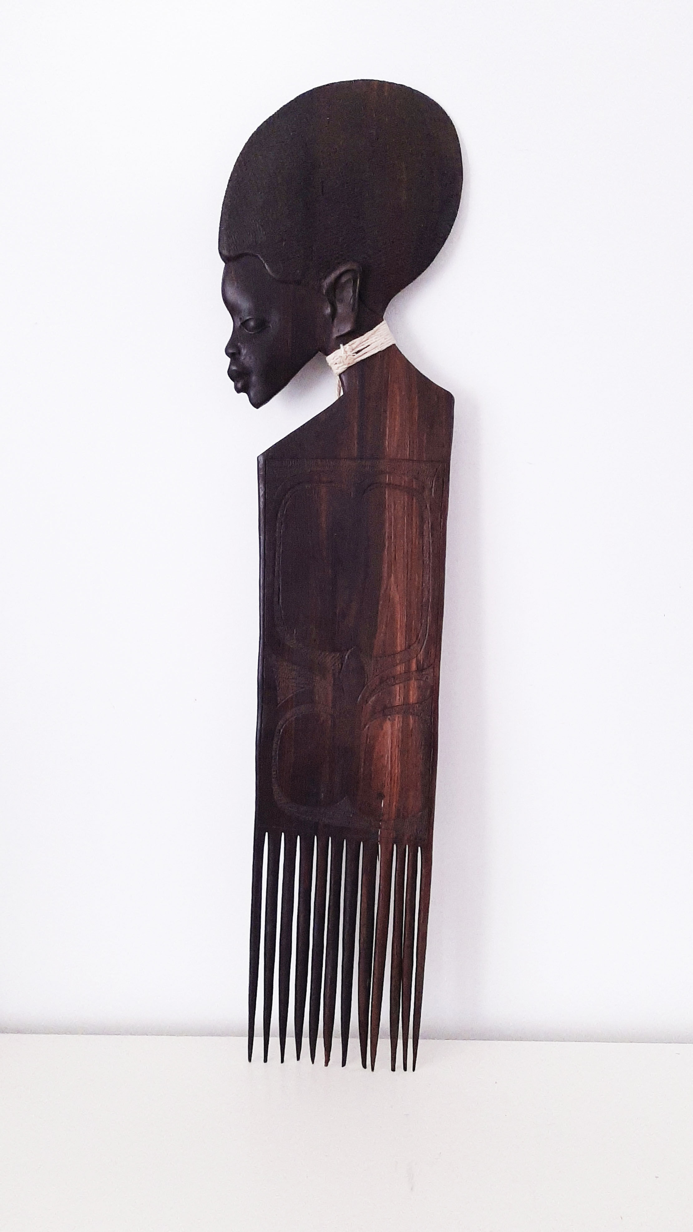 African wooden decorative comb 70s
