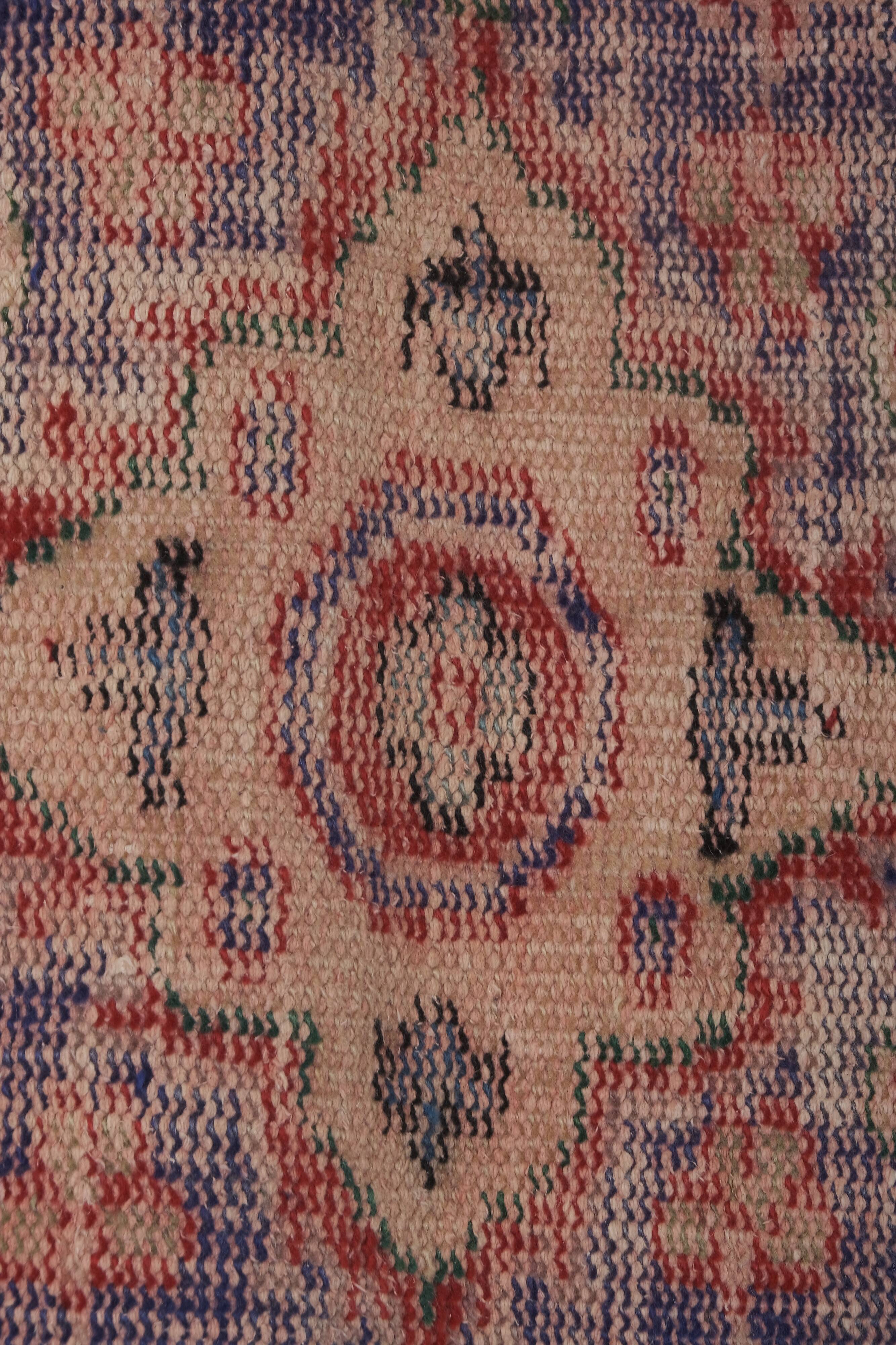 Vintage Turkish rug from Oushak, handwoven 182x276 cm