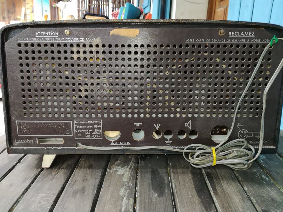 Poste radio La voix de son maître