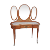Ancienne coiffeuse rognon