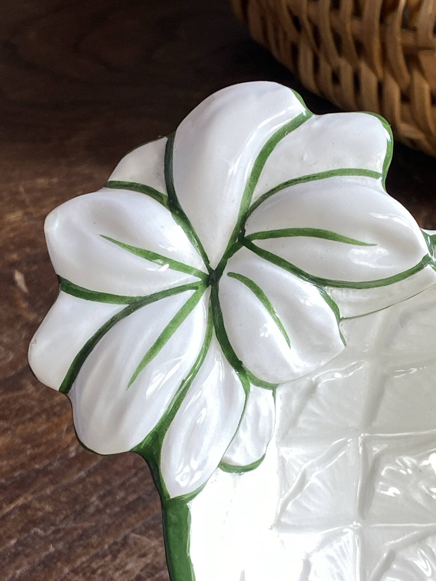 Ceramic pineapple plate