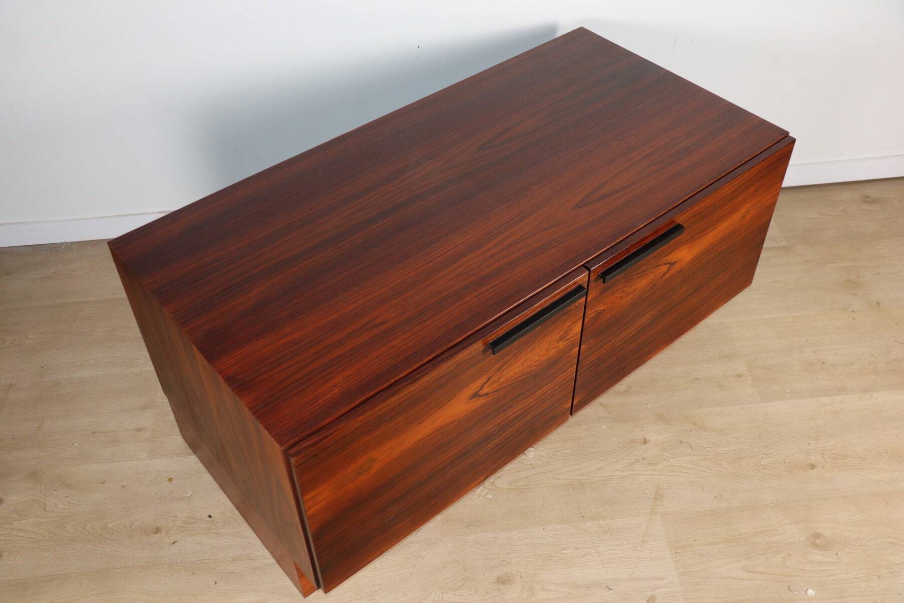 Low Scandinavian sideboard in rosewood – Ib Kofod Larsen – Denmark 1960