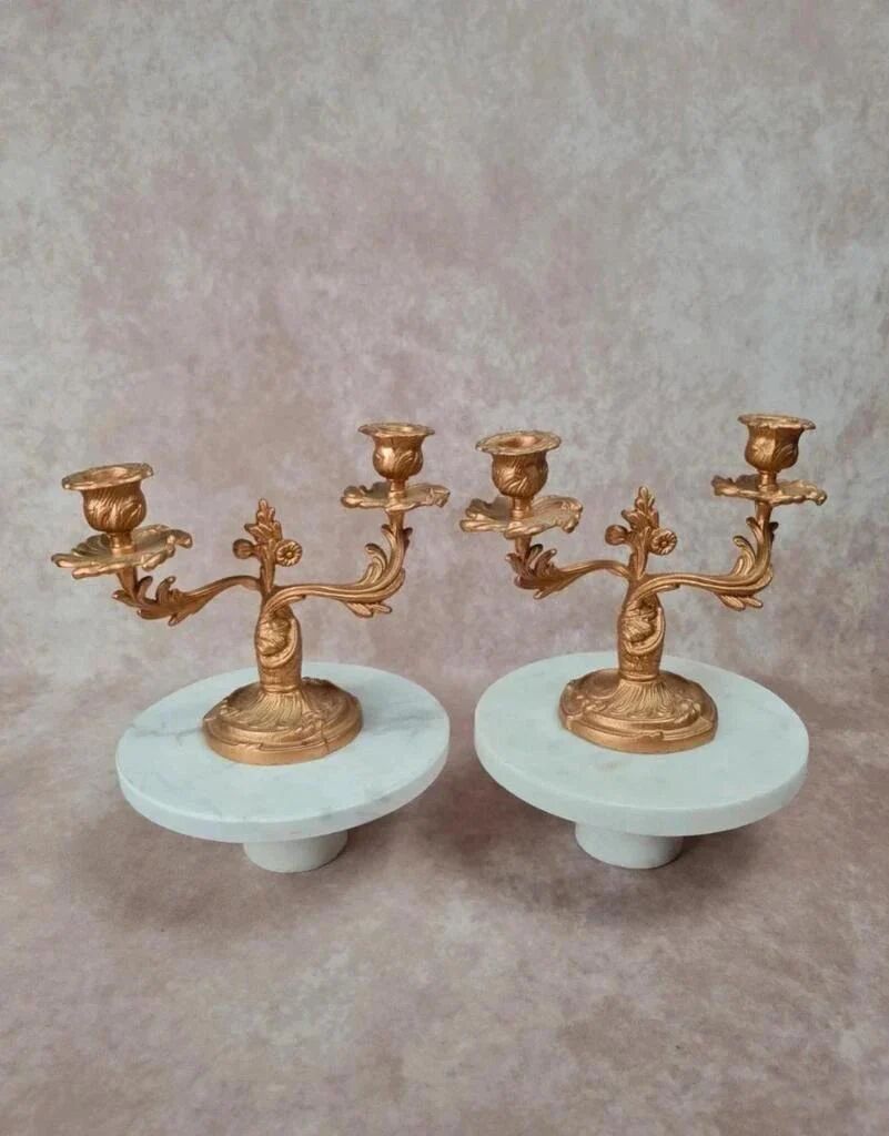 Pair of antique gilded candlesticks – Louis XV / Rococo style