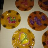 Six slurry dessert plates