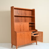 Scandinavian bookcase with pull-out desk