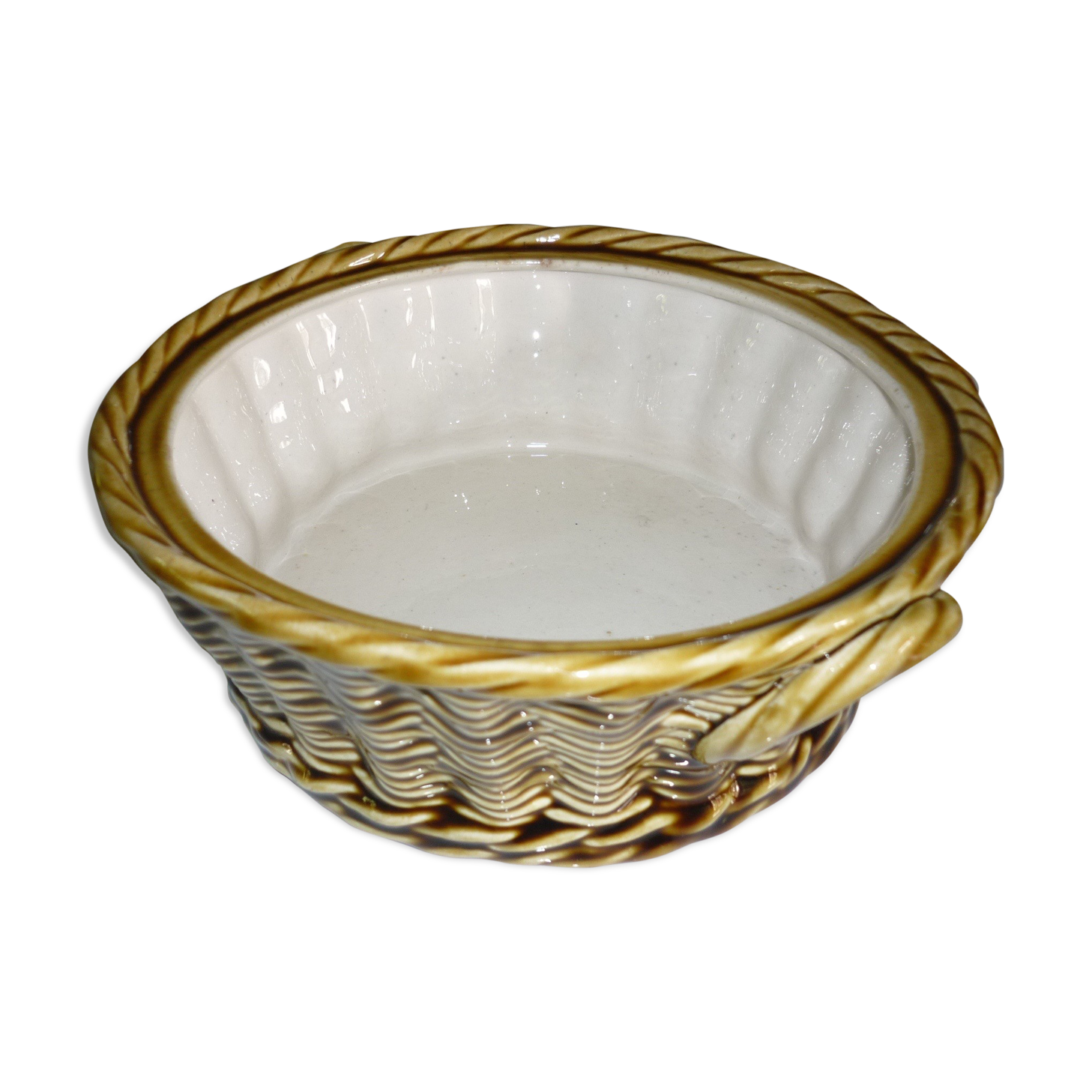 Sarreguemine ceramic cake dish imitating braided basket