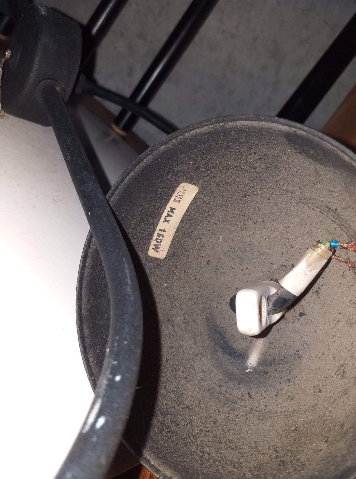 Vintage hanging lamp