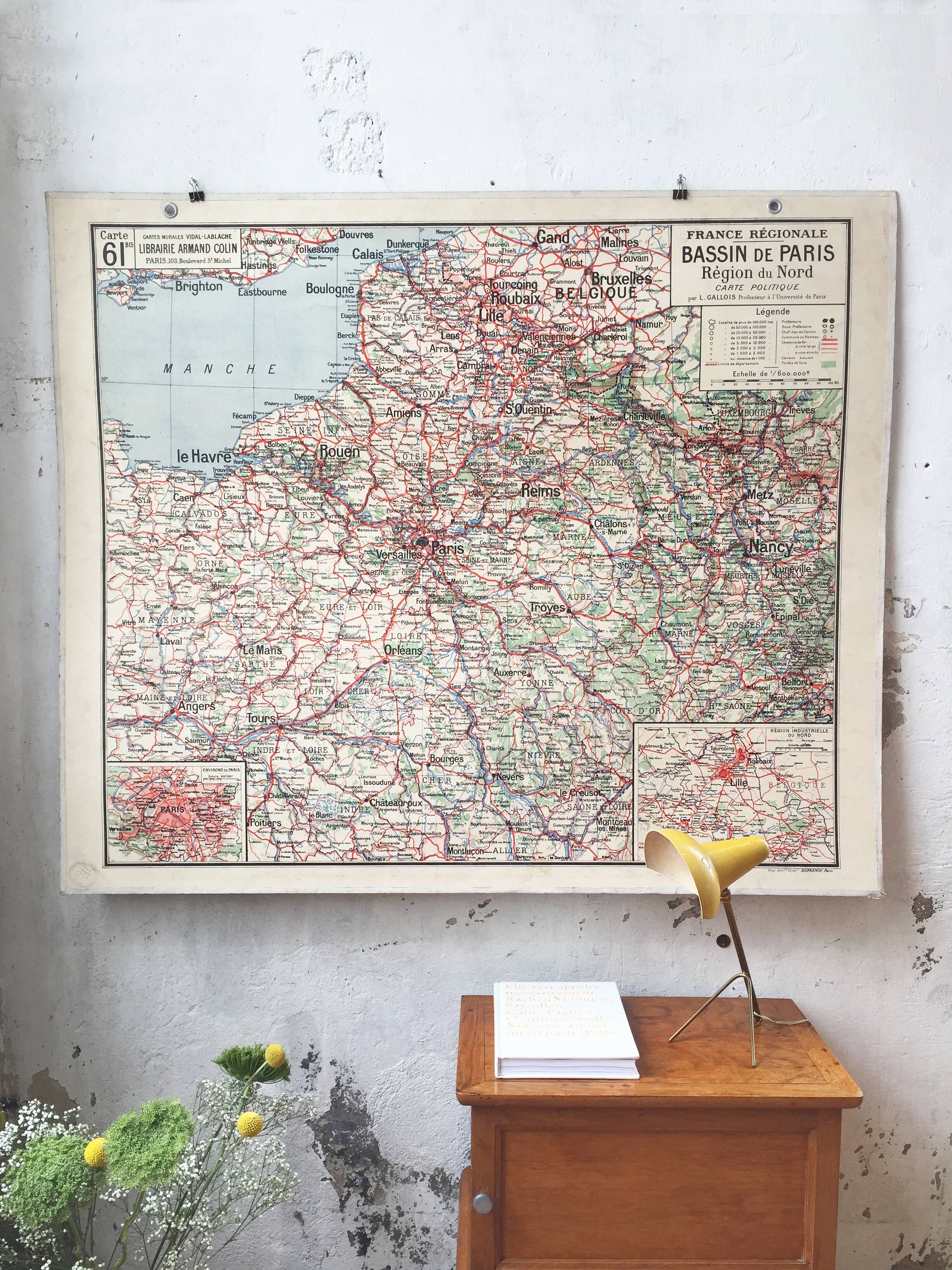 Vintage school map Bassin de Paris