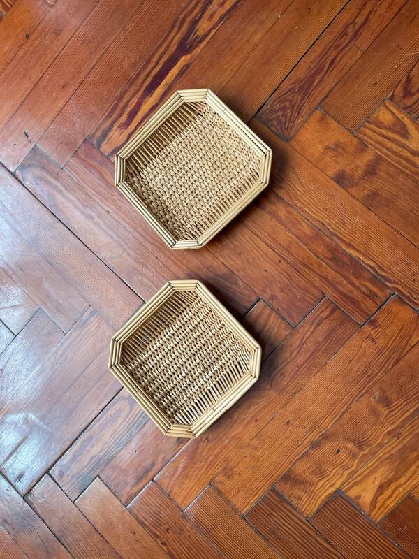 deux coupelles en osier vintage
