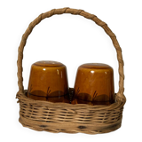 Salt and pepper shaker set