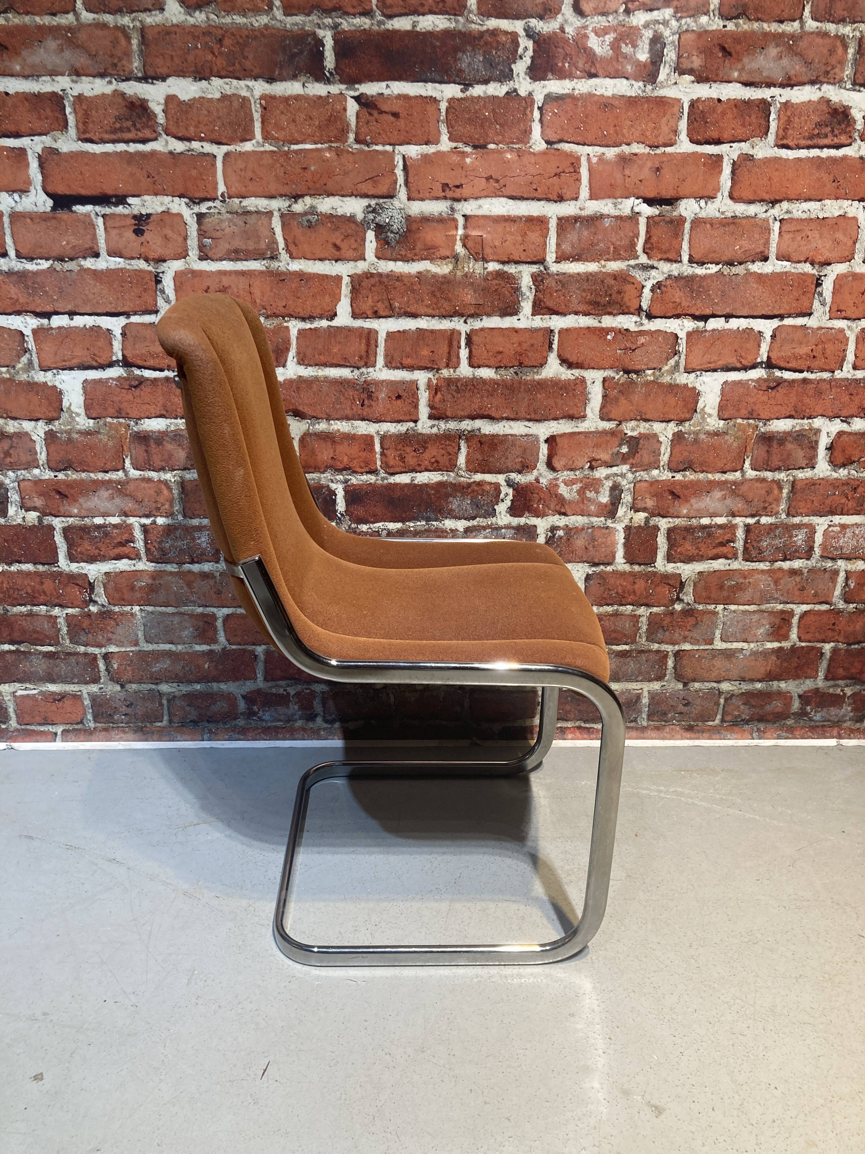 Suite of four Italian chairs in fabric and metal