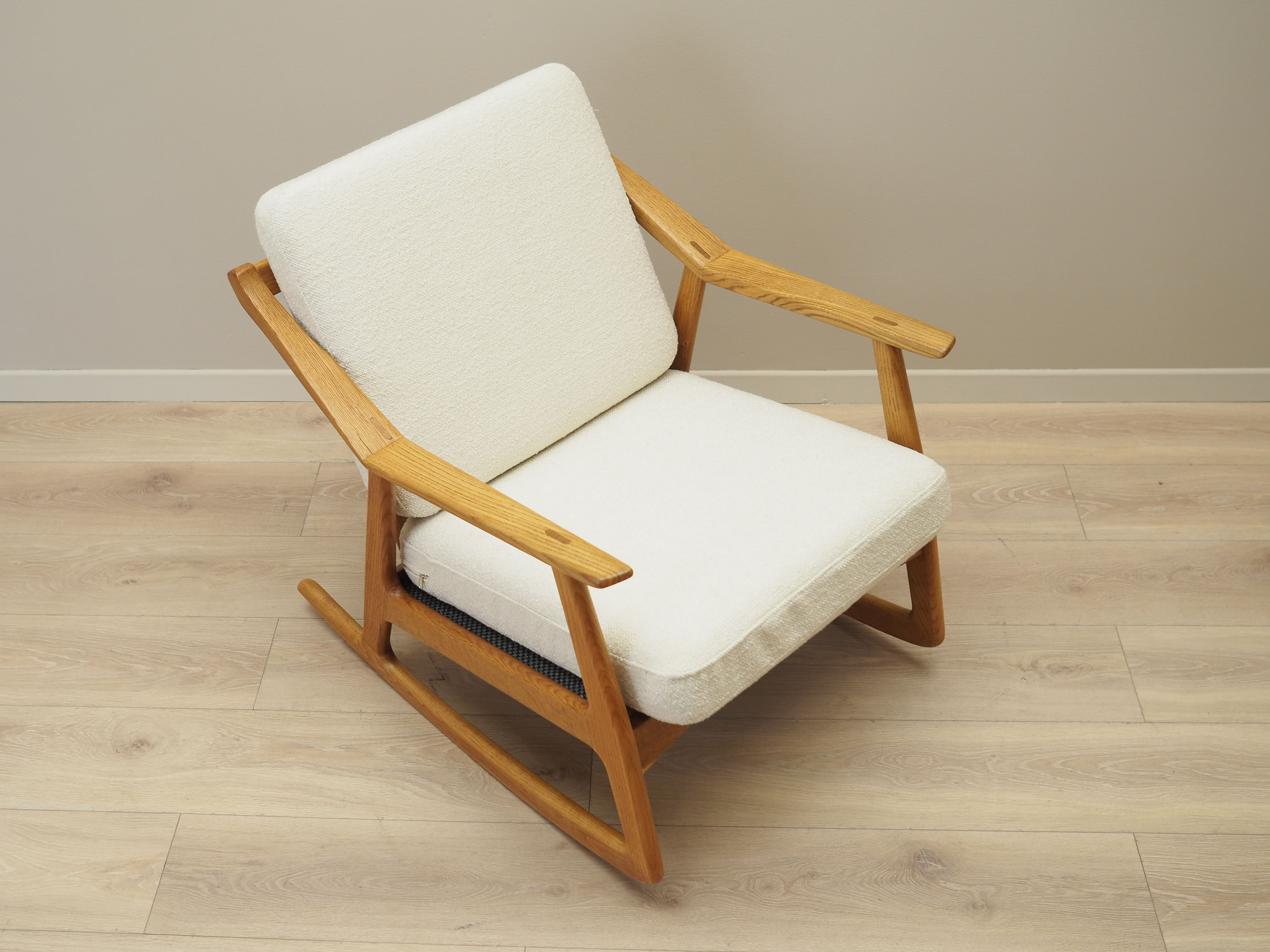 Fauteuil à bascule en chêne, design danois, années 1960, designer: H. Brockmann Petersen, production: Randers Møbelf