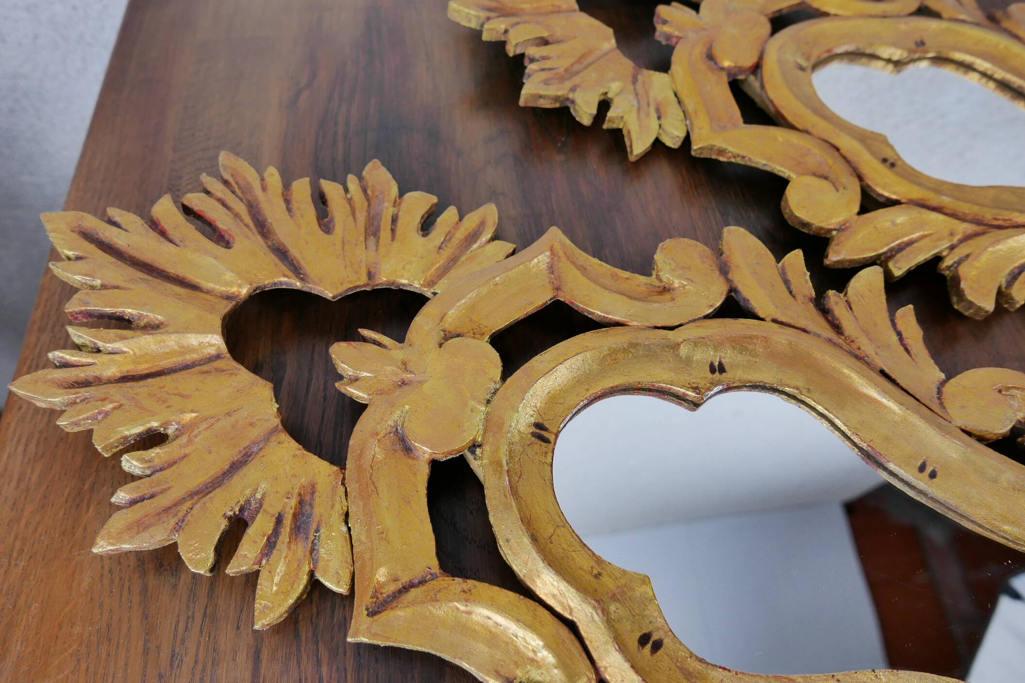 Paire de miroir bois doré.