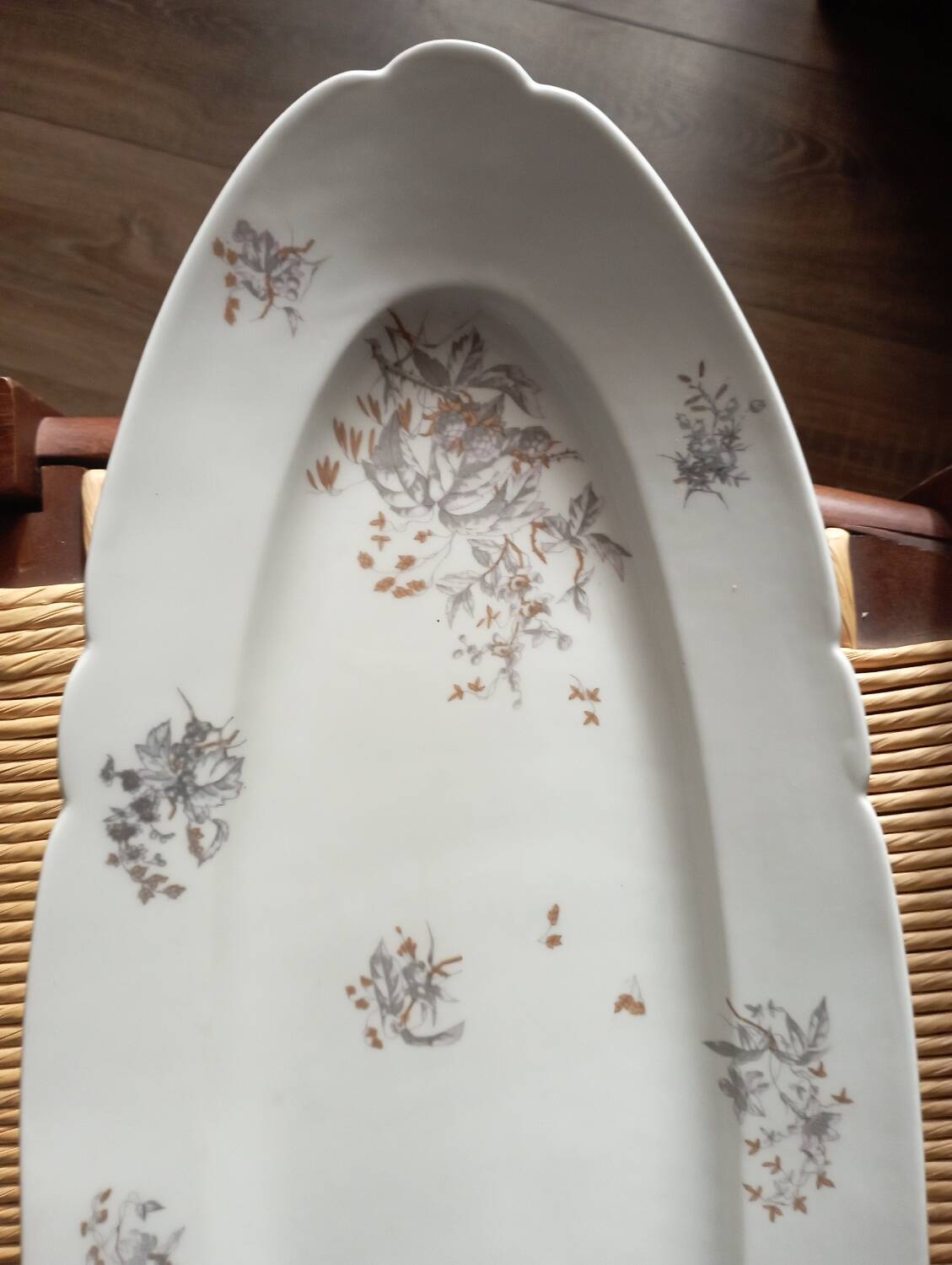 Serving dish