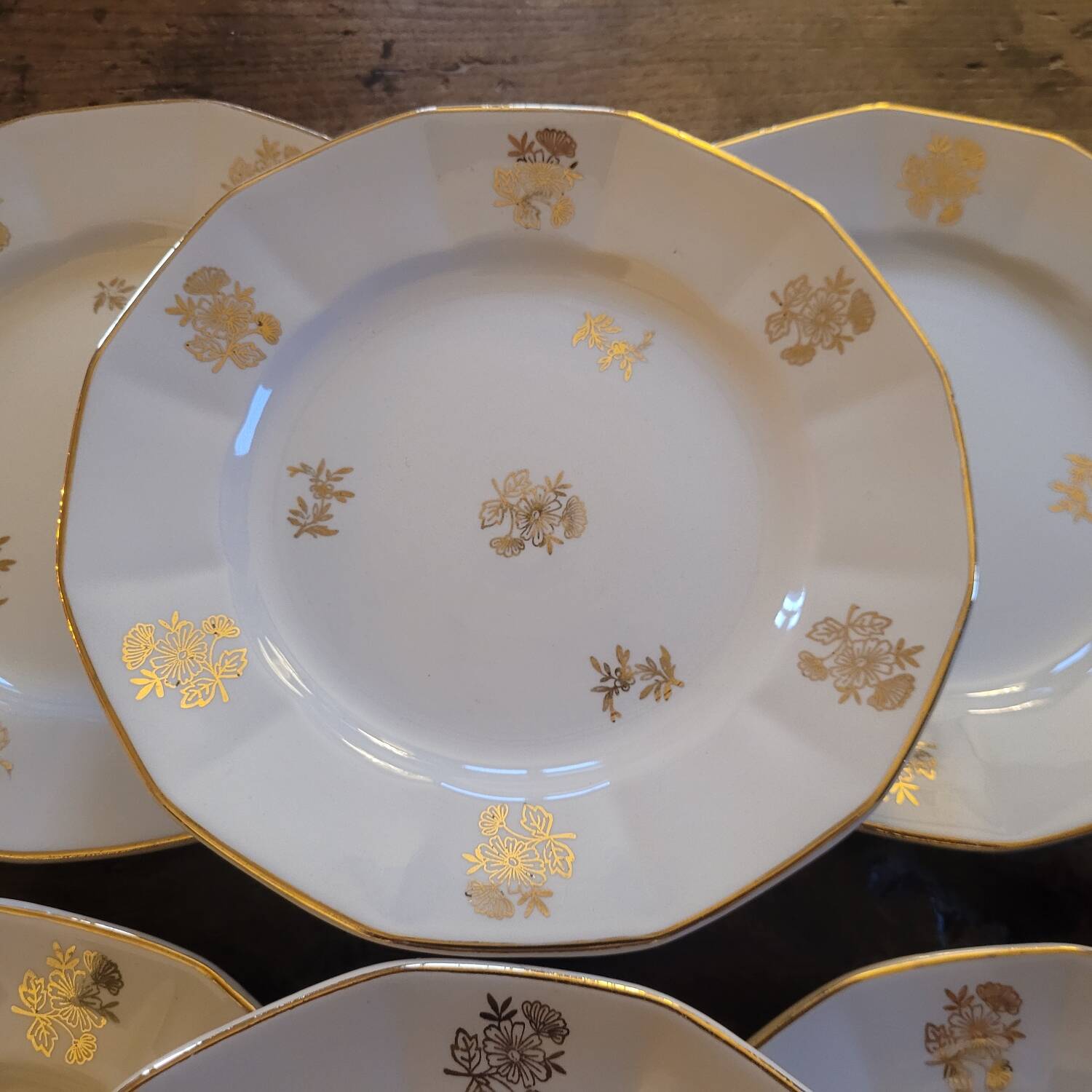 6 assiettes à dessert Sarreguemines Fleurs de France. Années 50