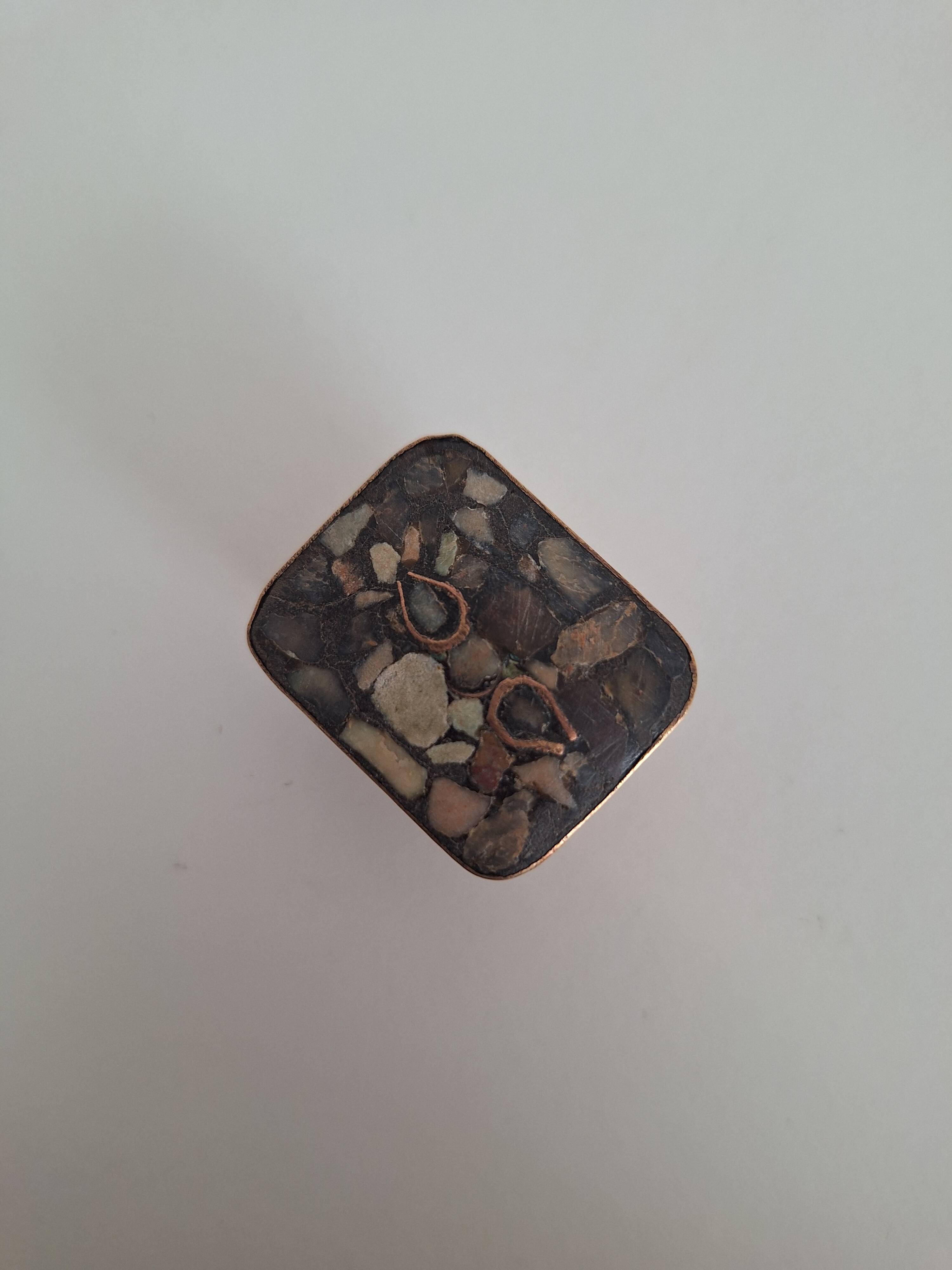 Vintage rectangle ring box