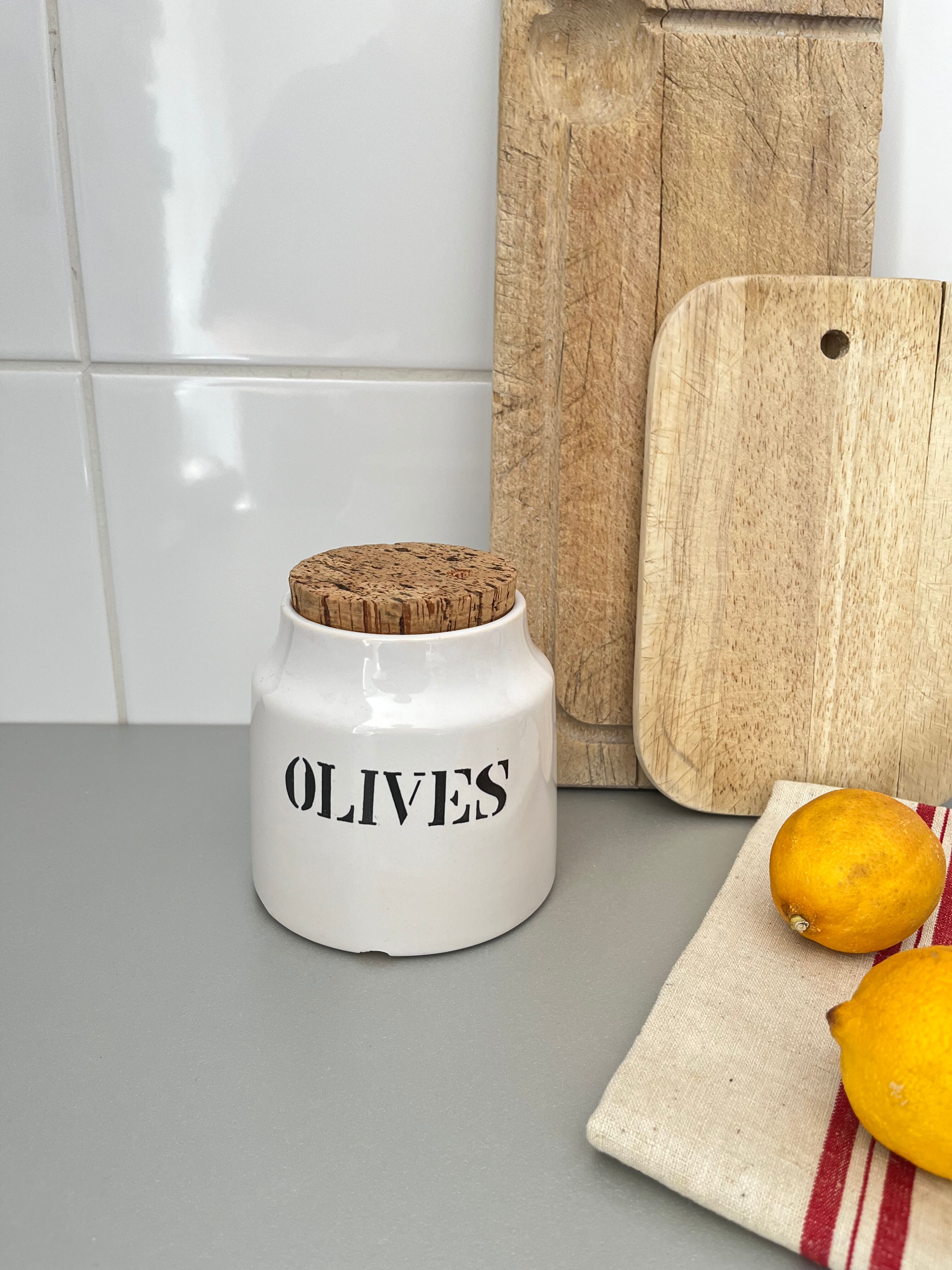 Charolles ceramic “olive” pot