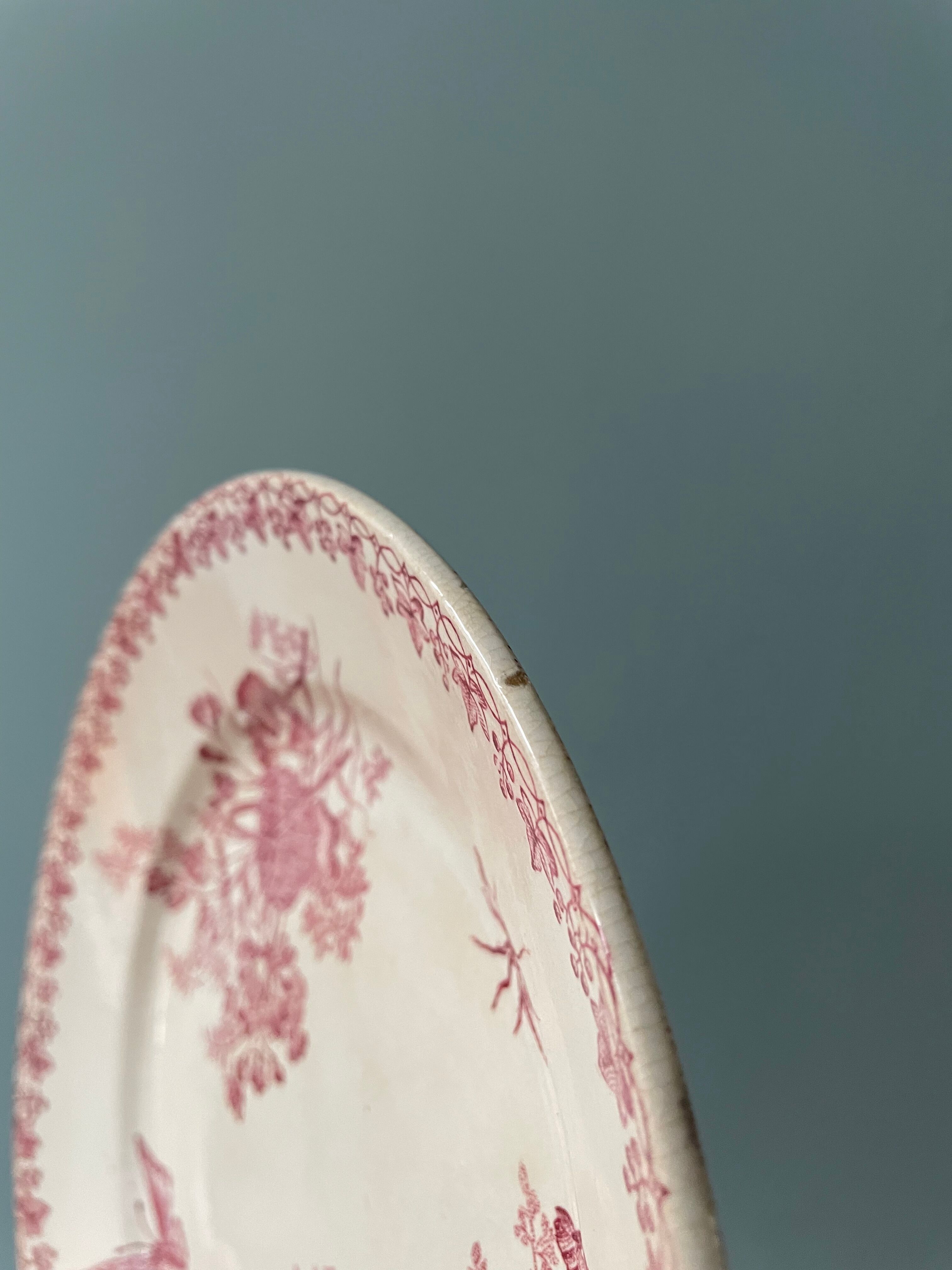 Lot de deux assiettes Terre De Fer, modèle « Moisson » Onnaing