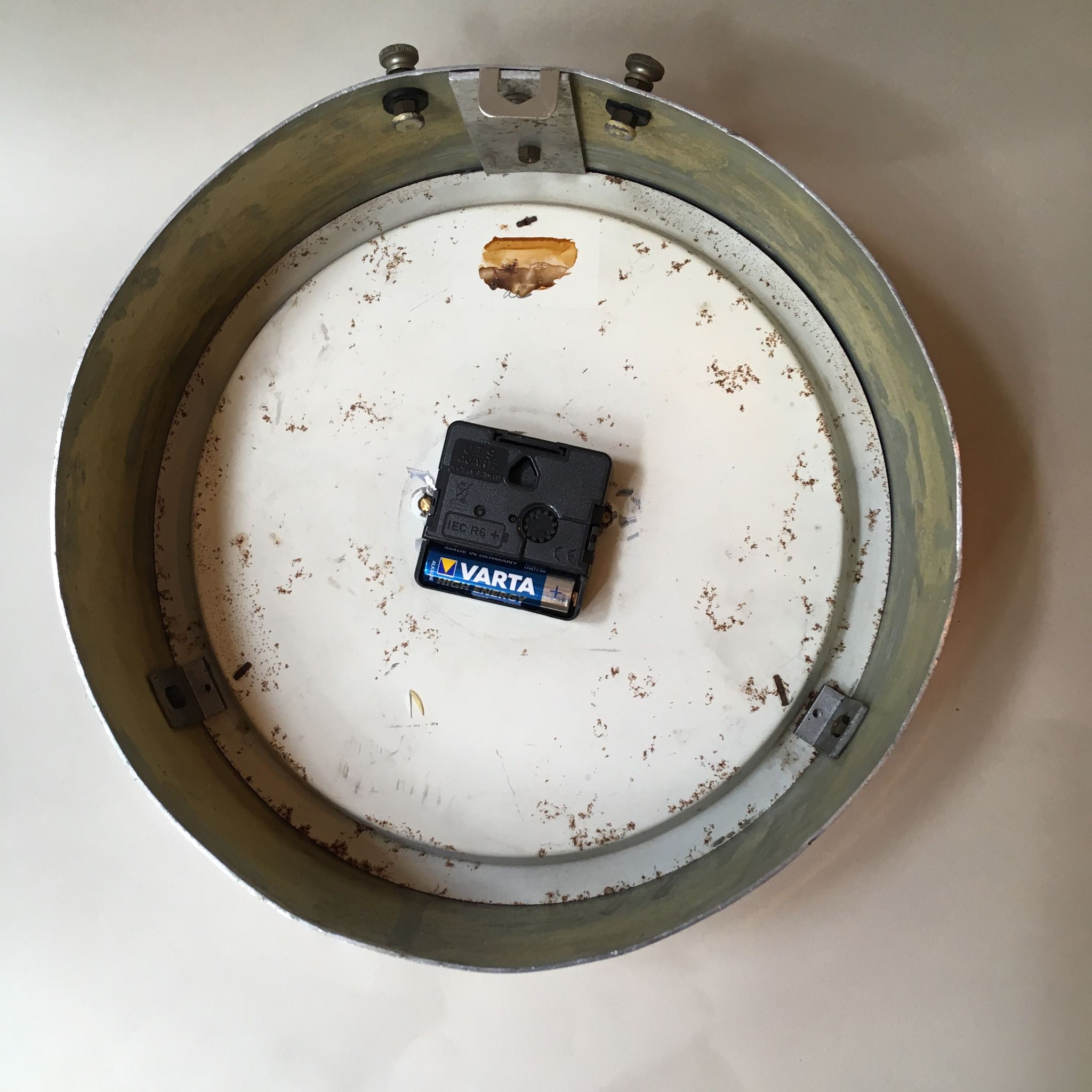Horloge brillie industrielle années 50 fonctionne