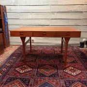 Teak desk design by Nanna Ditzel and Ed Soren Willadsen, 1955.