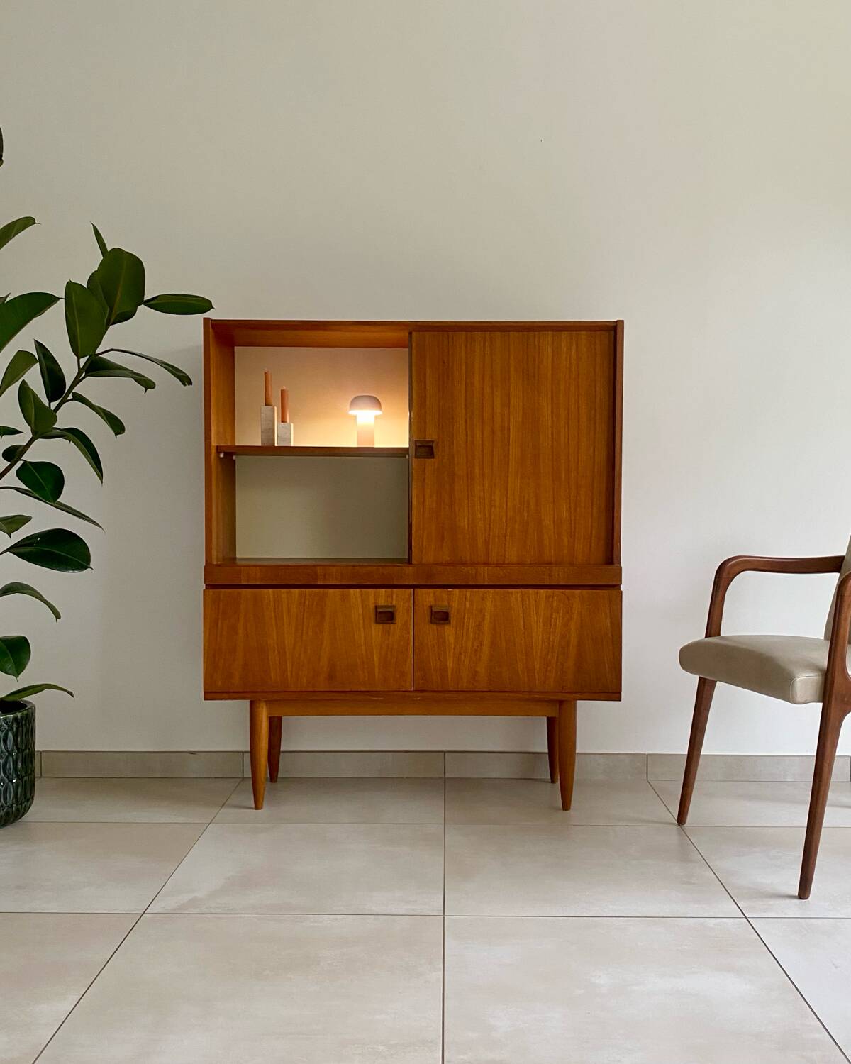 Royal Board Golden High Sideboard