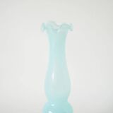 Vase en opaline à col dentelé, bleu ciel, 1960