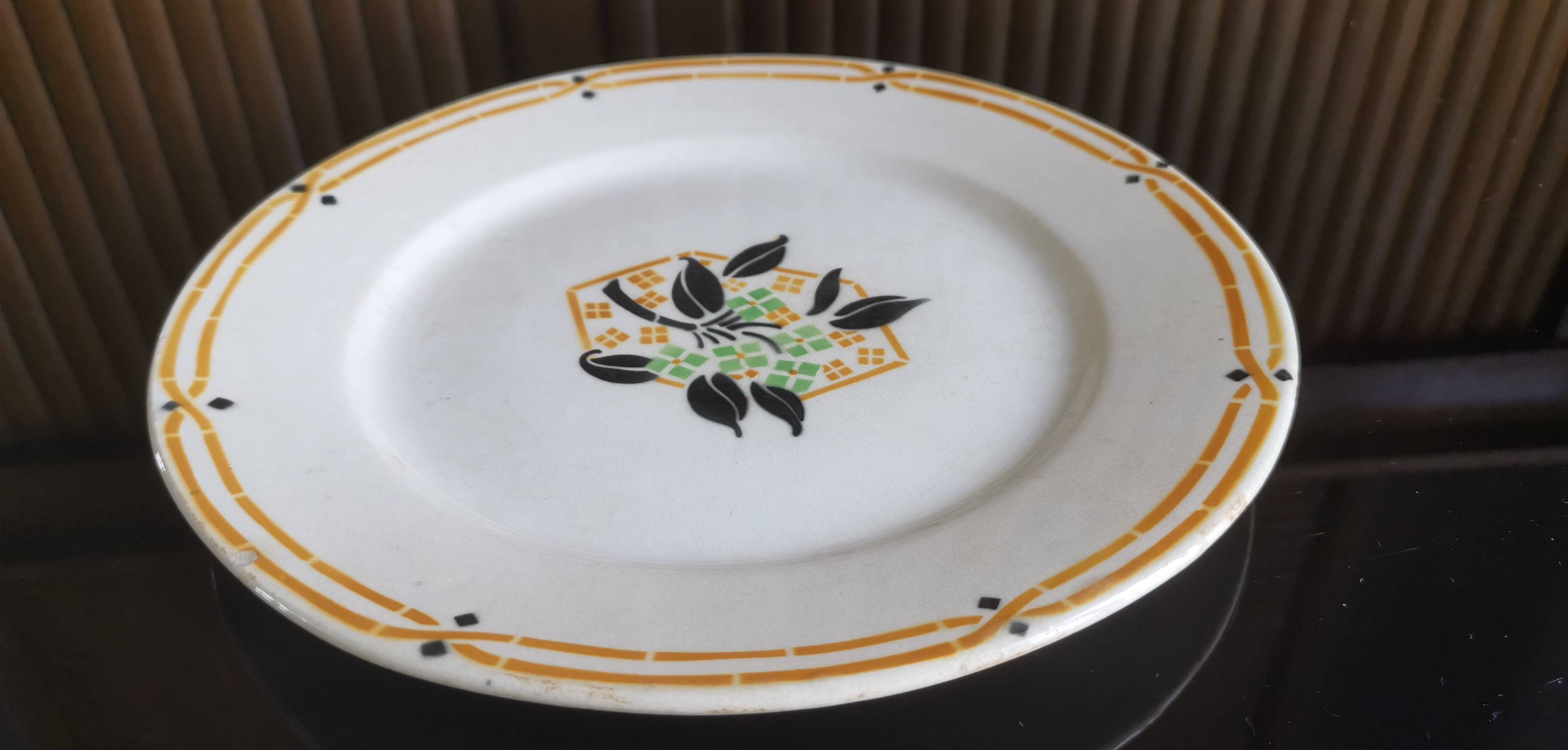 Flat plate old tunis floral porcelain HB French antique