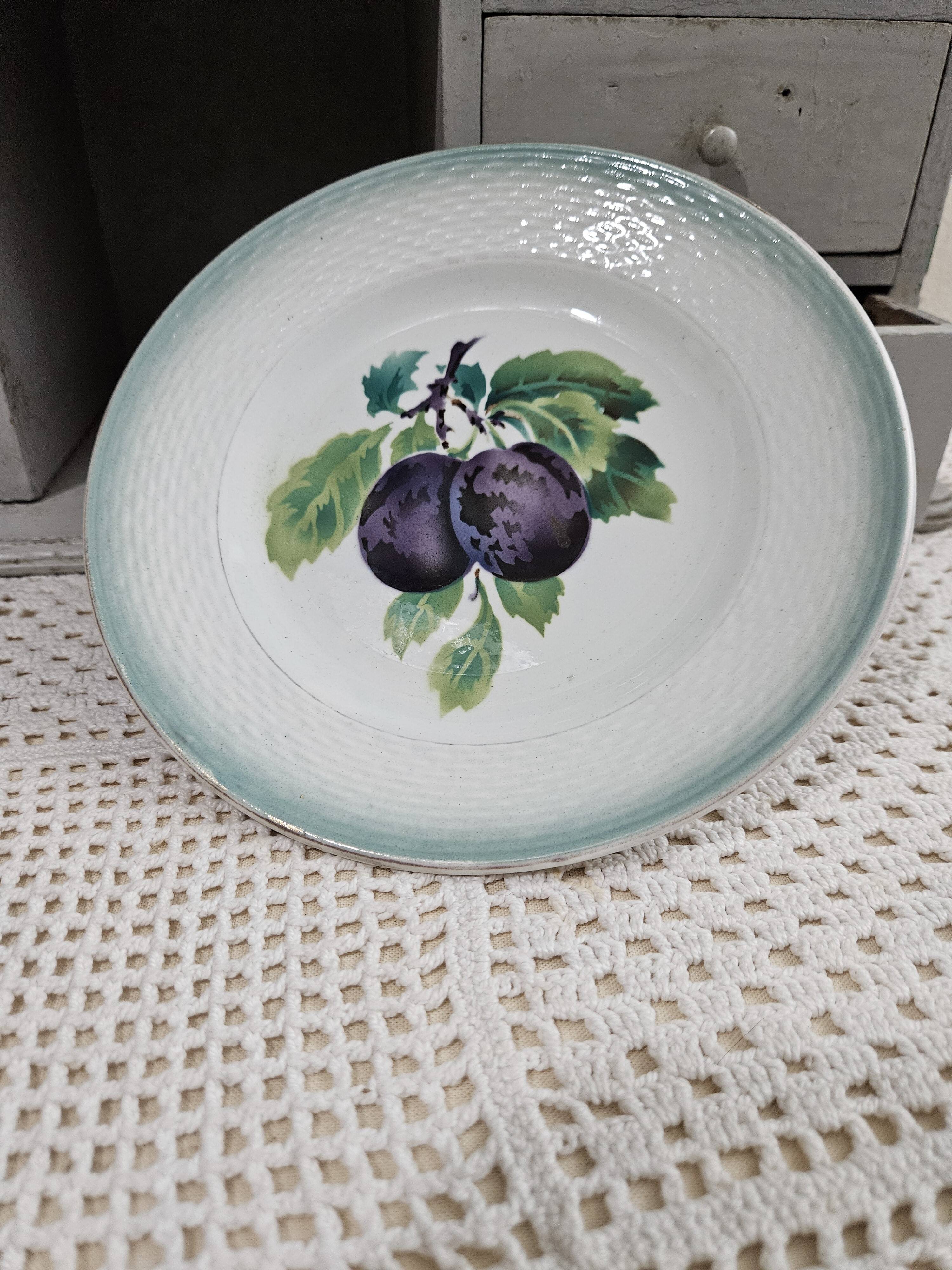 Dessert plate - Saint Amand earthenware