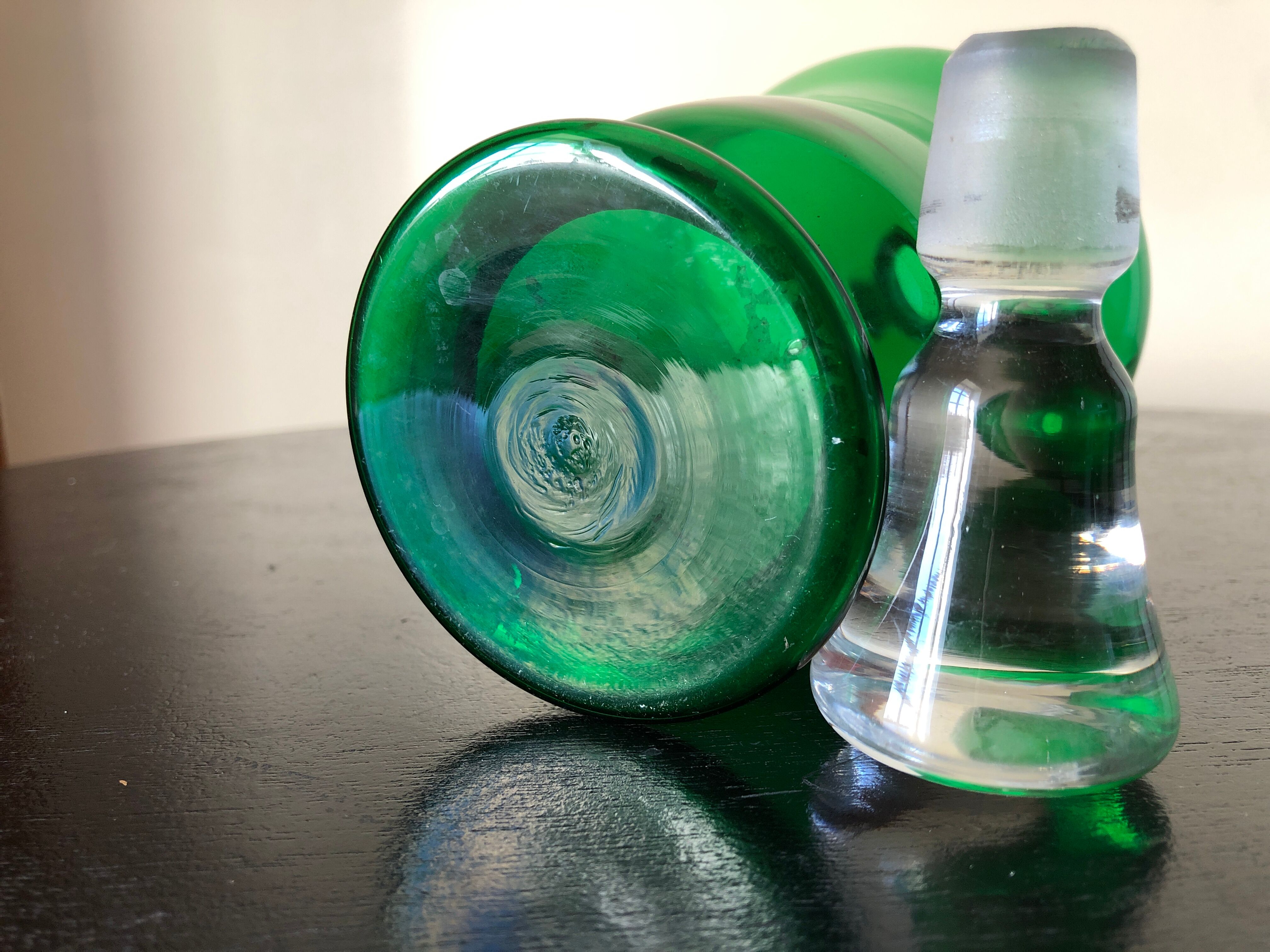 Carafe verte 1930