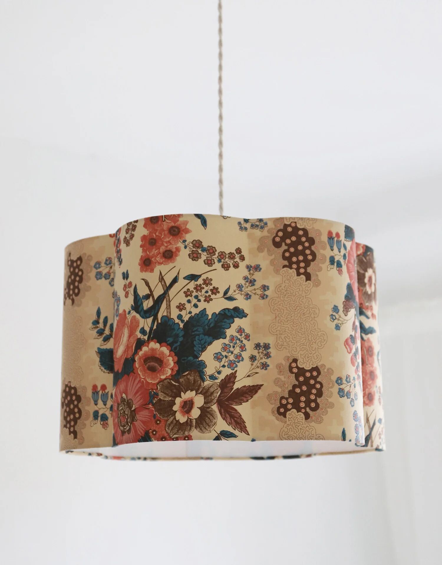 Suspension forme fleur Flora "isabelle"