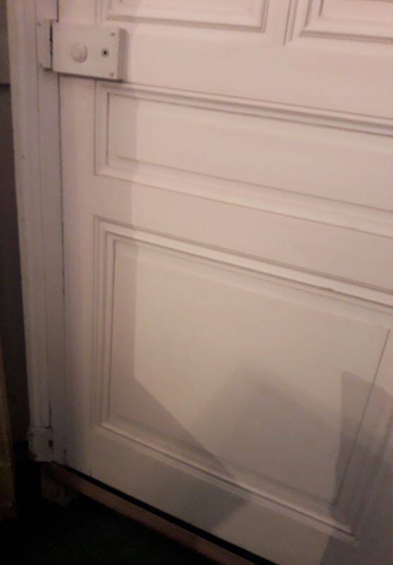 Haussmannian door 83x220 with old glazed transom frame 102x300 chassis