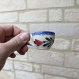Set of 6 small cups in the style of Quimper, Bayeux, Rouen