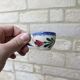Ensemble de 6 petites tasses style Quimper, Bayeux, Rouen