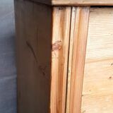 Commode savoyarde