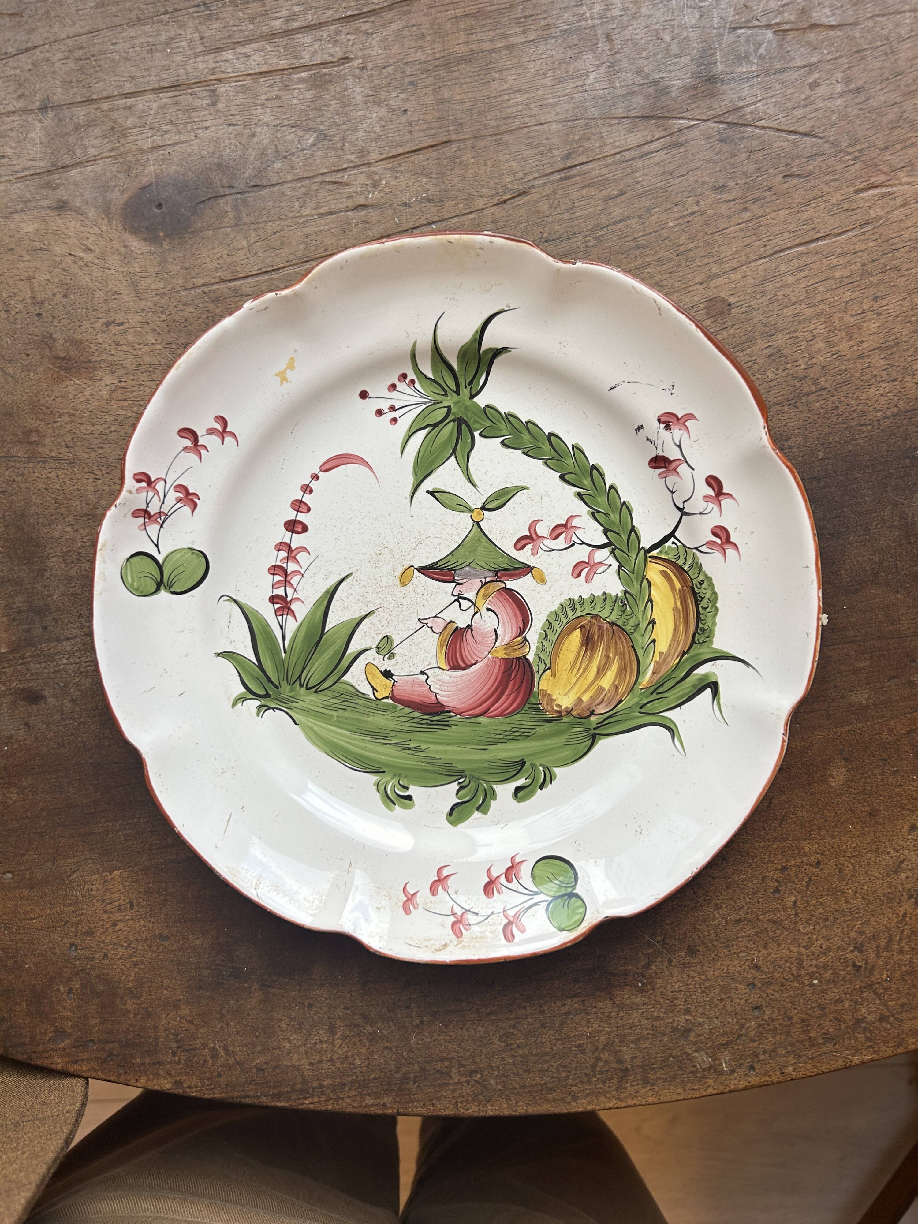 Lot de 4 assiettes 18ème – Faïence des Islettes – Décor chinois polychrome