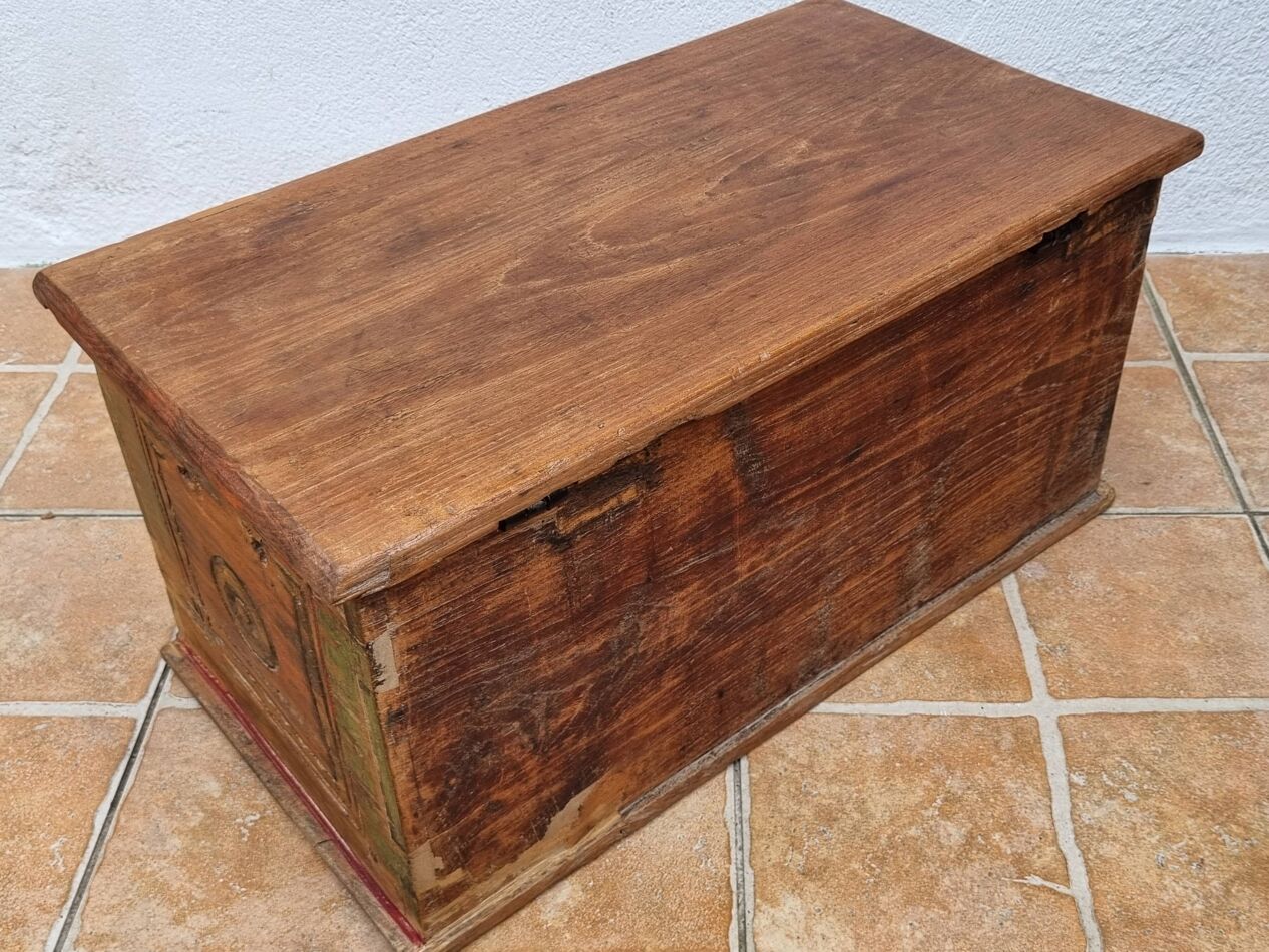 Reclaimed Teak Sunburst Blanket Chest Reclaimed Teak Sunburst Blanket Chest