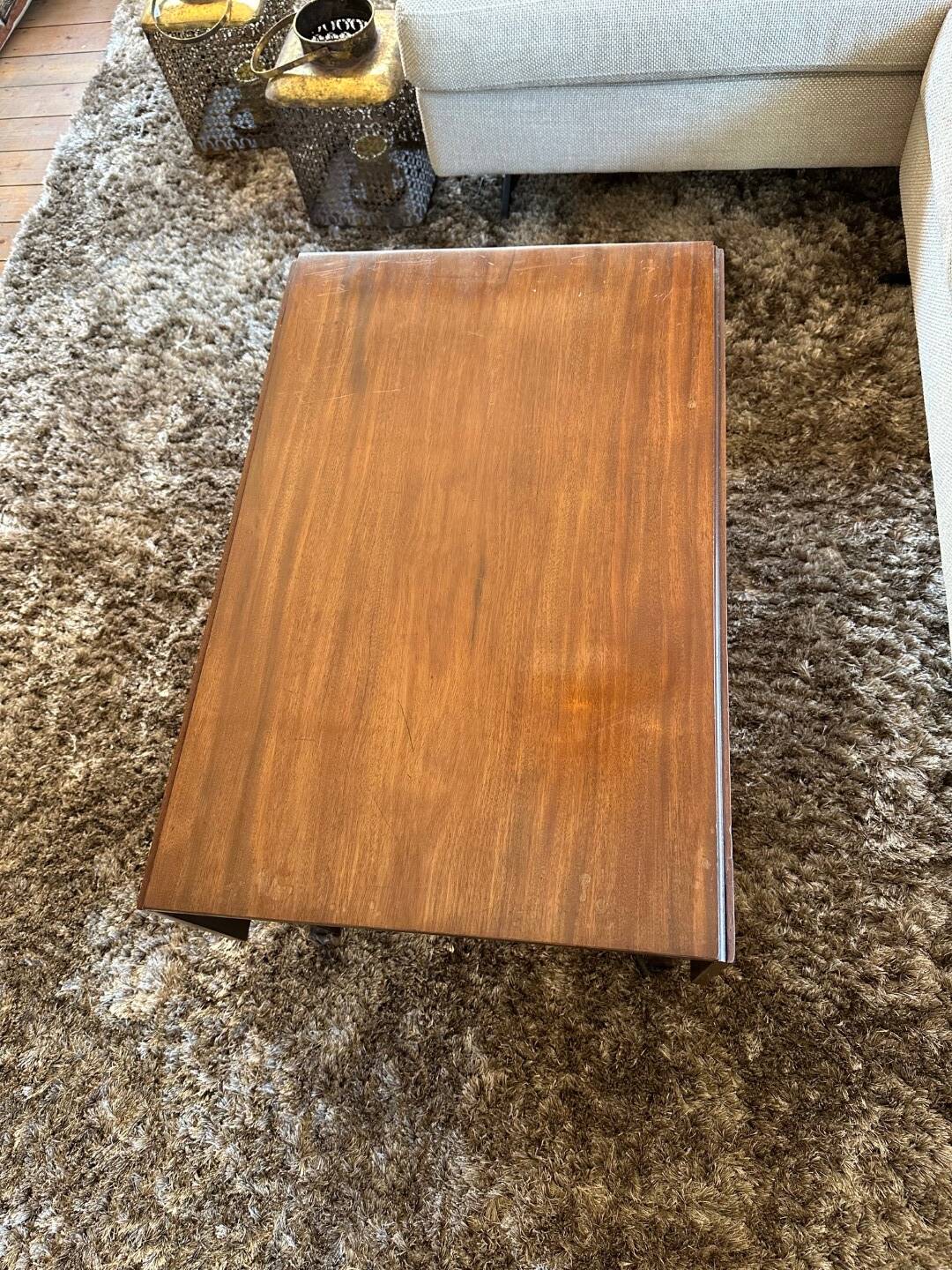 Table basse ancienne