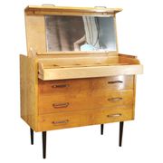 Coiffeuse avec miroir des années 1970 UP Zavody République tchèque.