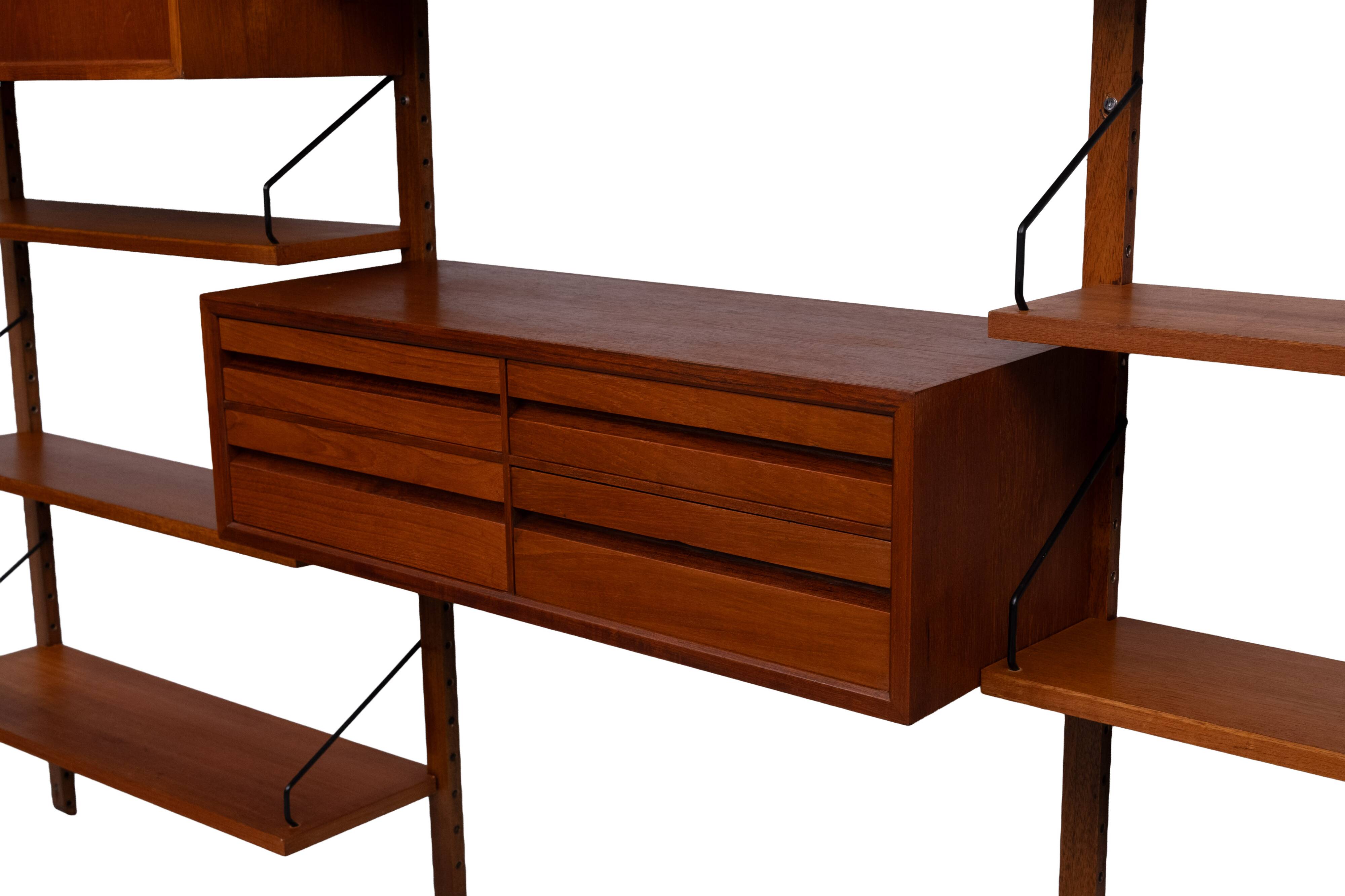 Système mural Royal Teak Poul Cadovius vintage des années 1960 avec 4 armoires