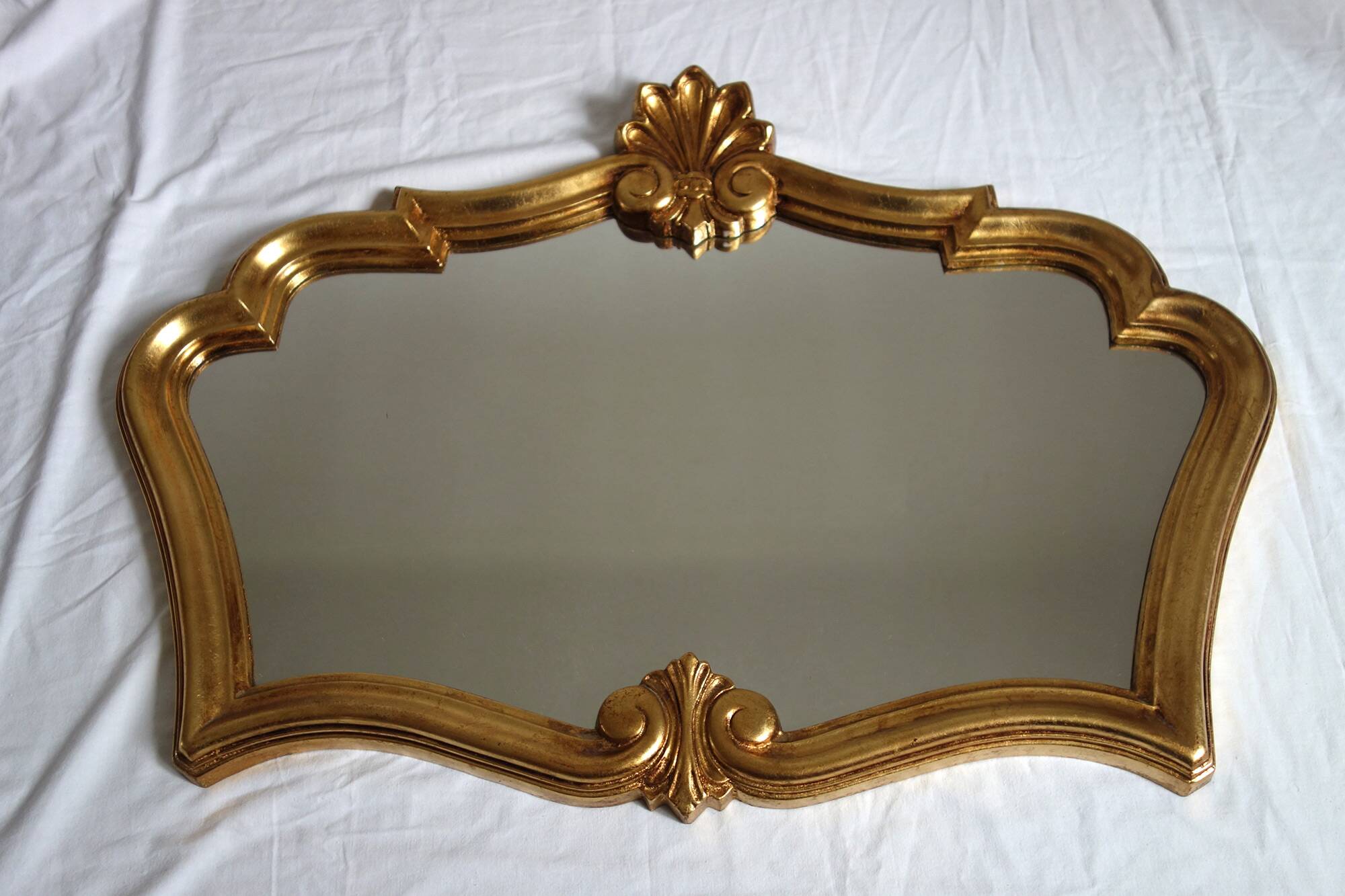 Louis XV style mirror in gilded wood, 88x61 cm