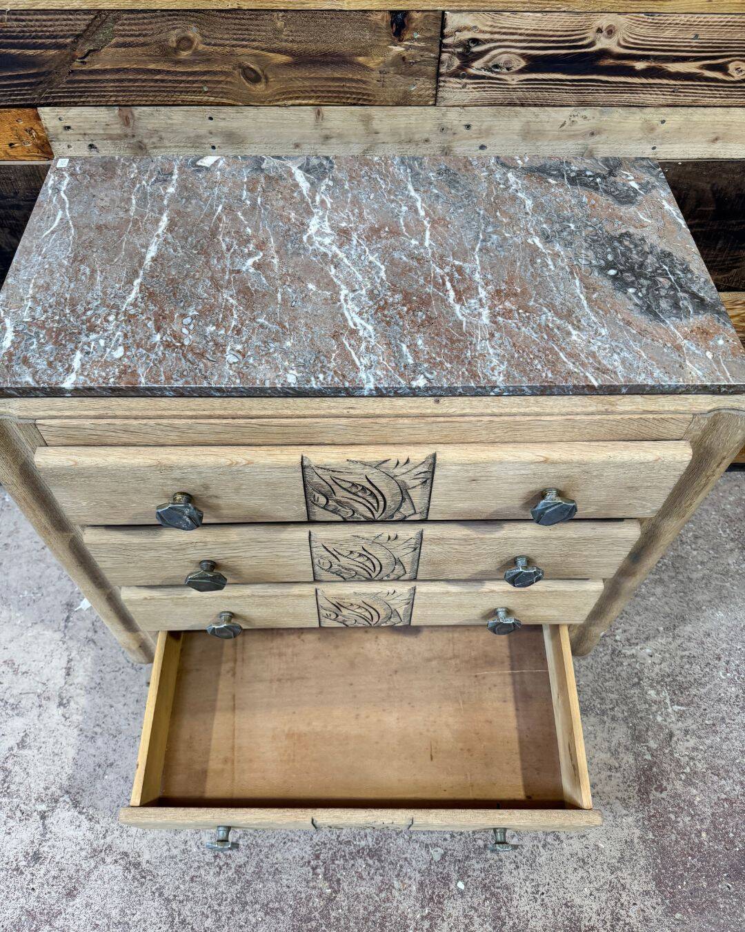 Art Deco oak chest of drawers