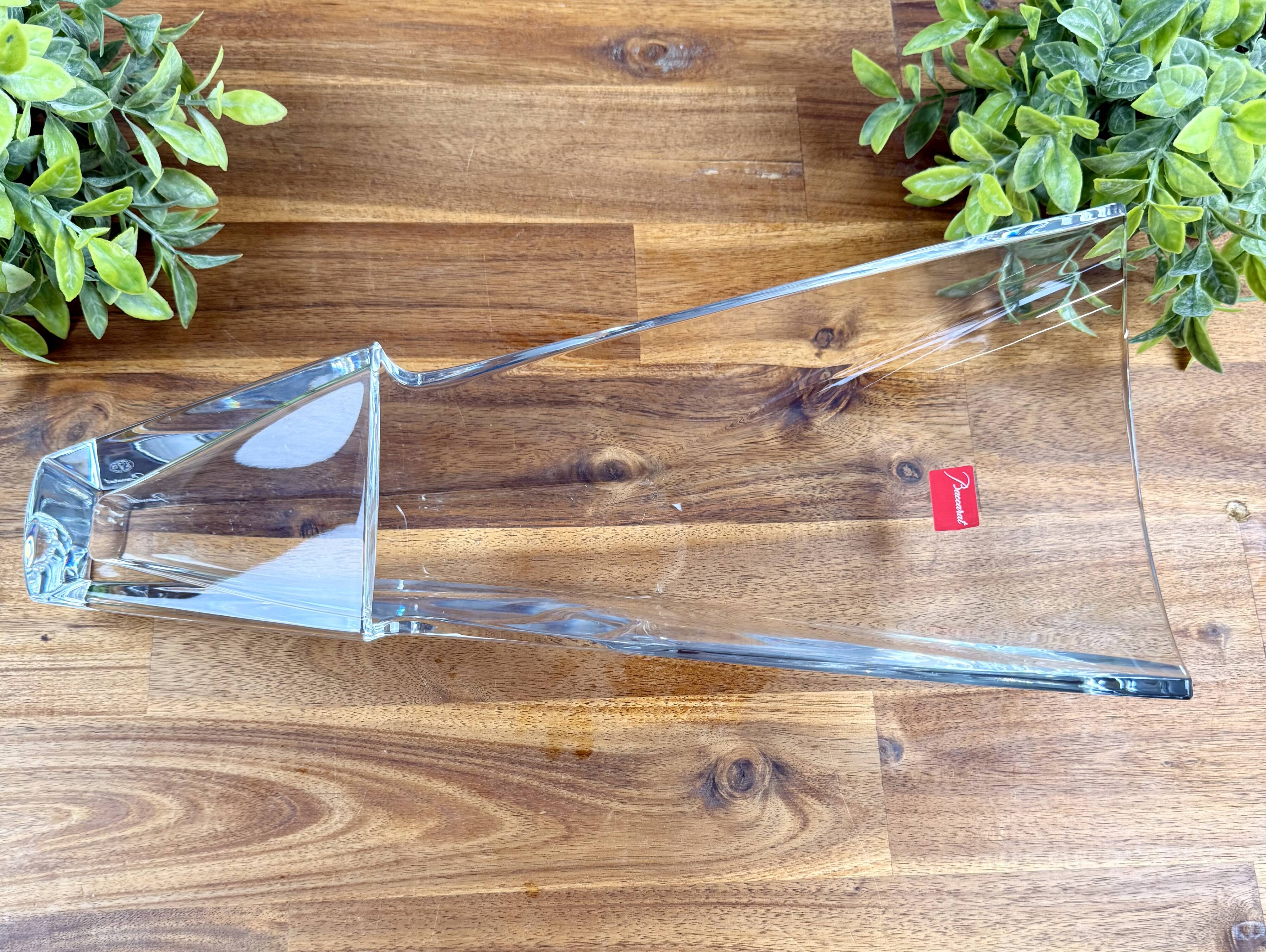 Baccarat crystal centrepiece model Diva with box