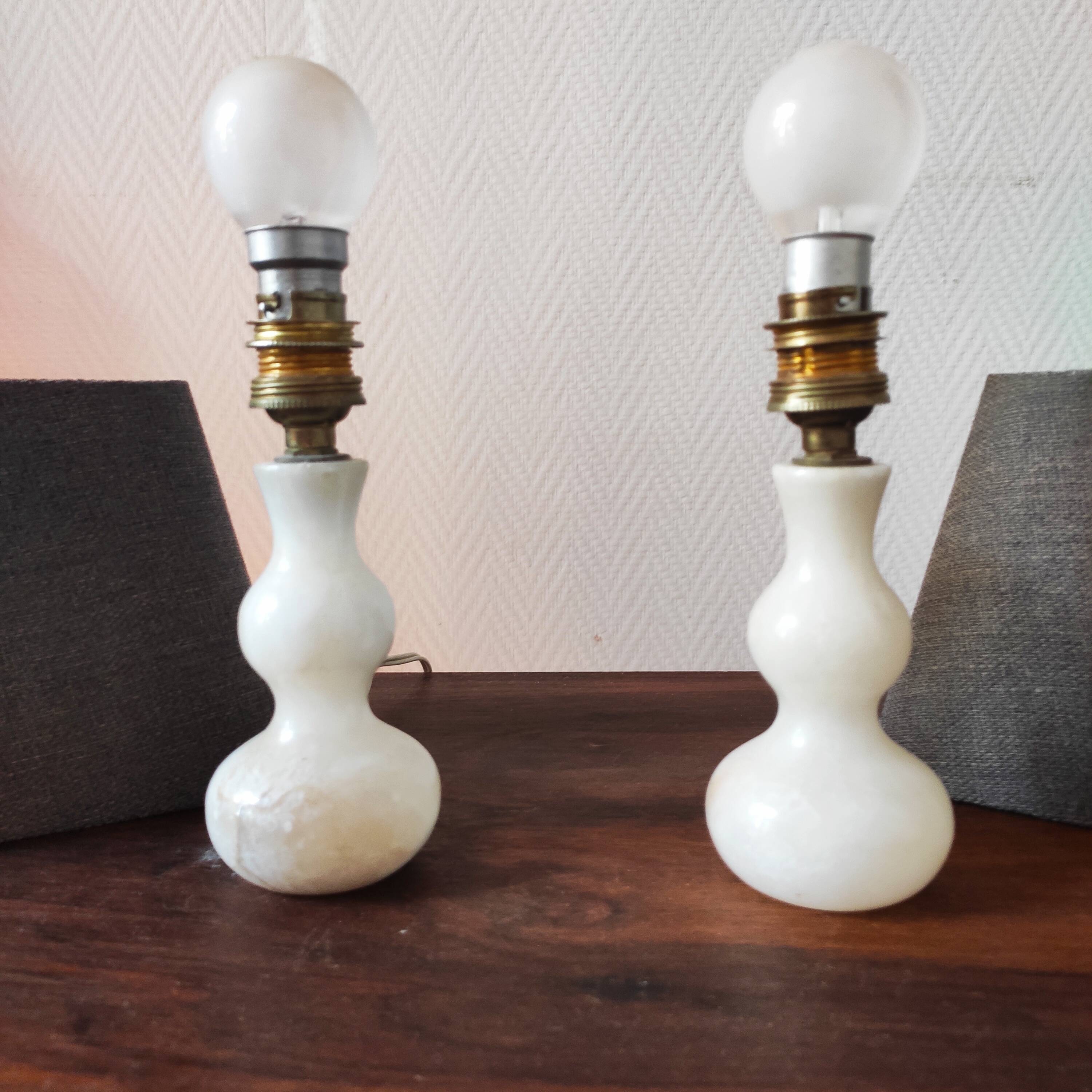 Paire de lampes vintage 1950 en albâtre