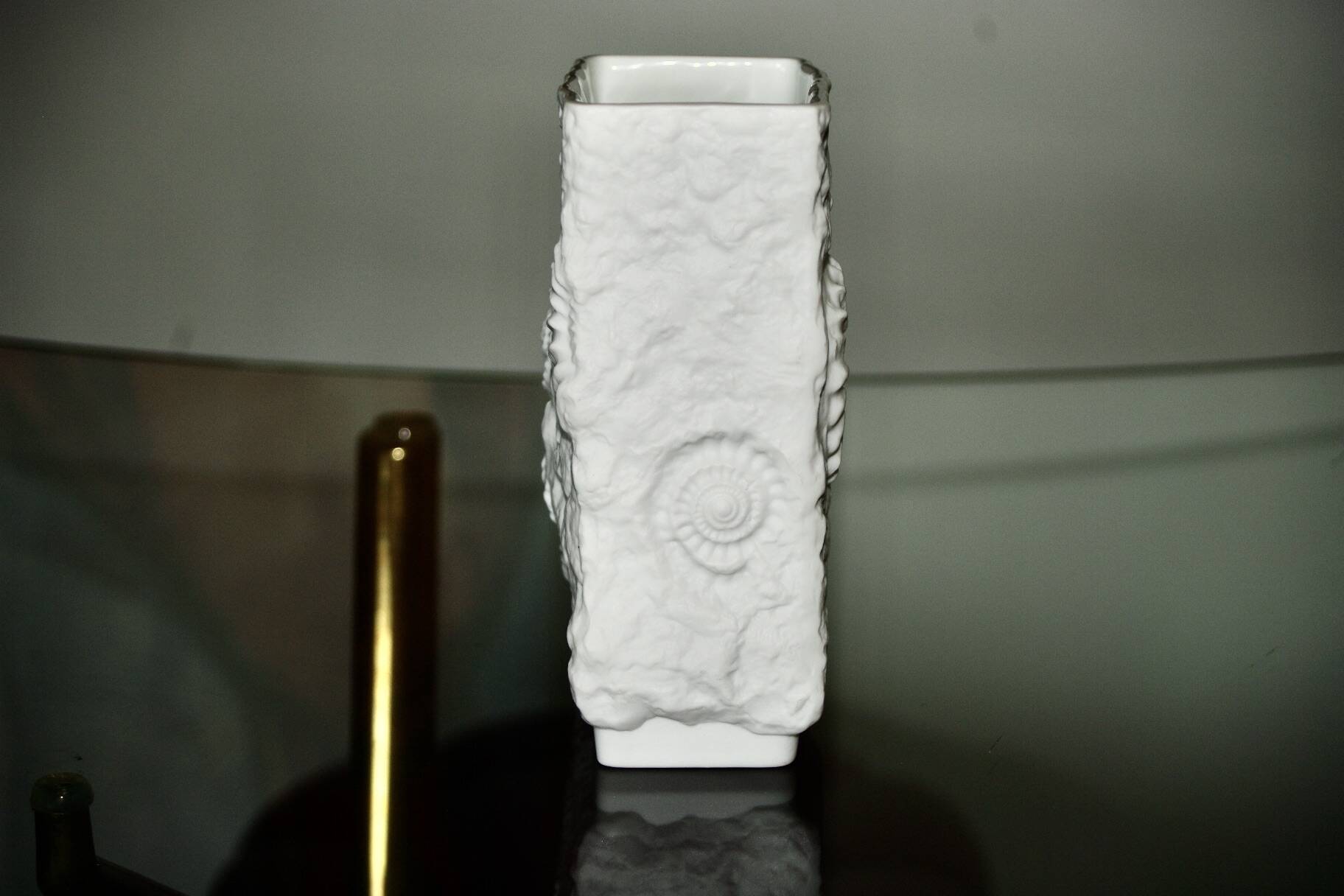 Vintage porcelain vase by kaiser 1970