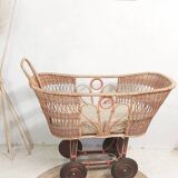 Rattan pram / bassinet