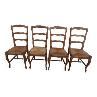 4 high-backed straw chairs in solid oak wood – Very good condition –