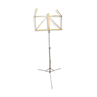 Desk partitions door brass